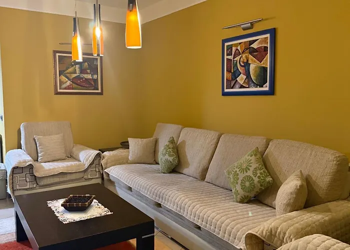 Sunshine Place Apartment *