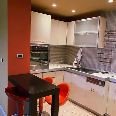 Sunshine Place Apartment *